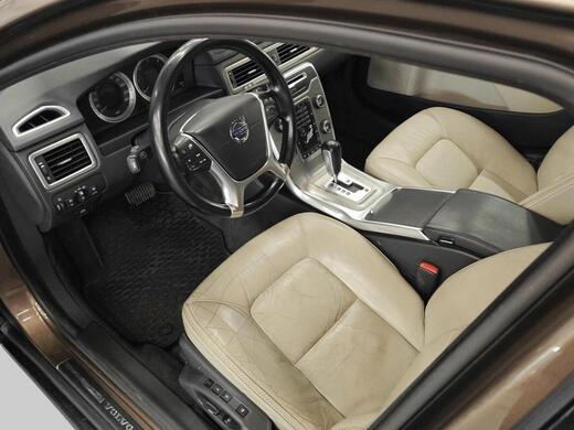 Volvo XC70 vaihtoauto