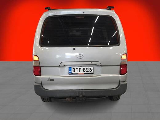 Toyota Hiace vaihtoauto