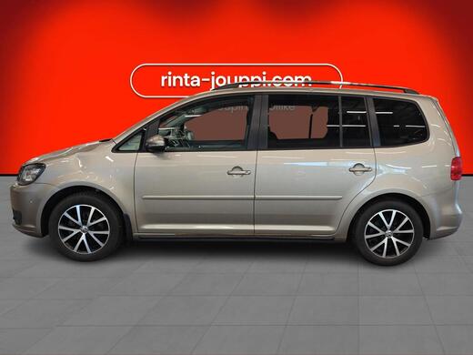 Volkswagen Touran vaihtoauto