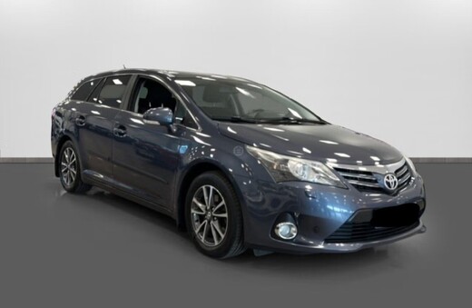 Toyota Avensis vaihtoauto