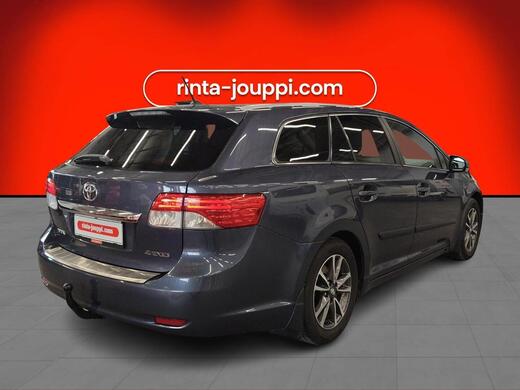 Toyota Avensis vaihtoauto