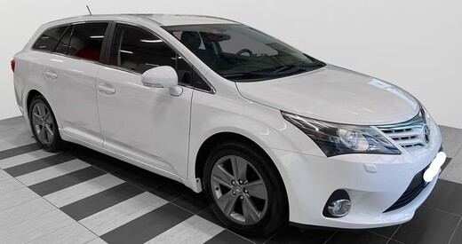 Toyota Avensis vaihtoauto
