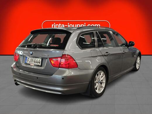 BMW 320 vaihtoauto