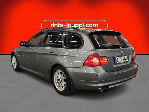 BMW 320 vaihtoauto