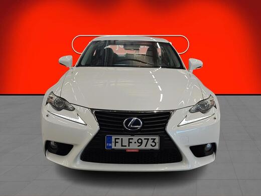 Lexus IS vaihtoauto