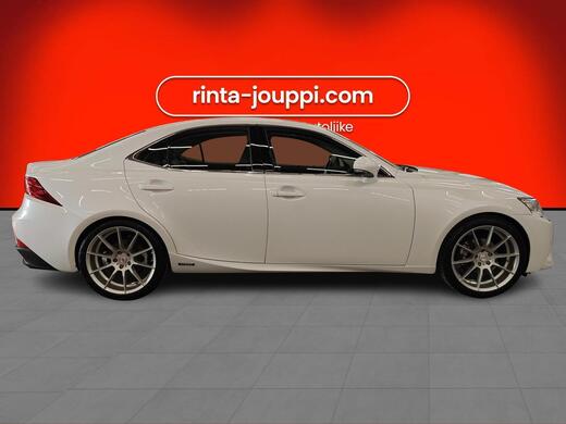Lexus IS vaihtoauto
