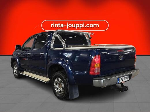 Toyota Hilux vaihtoauto