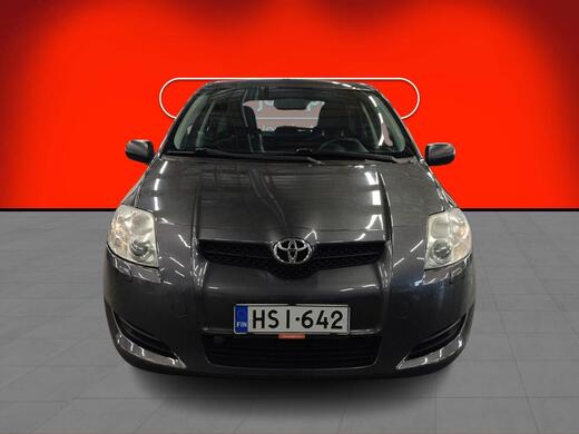 Toyota Auris vaihtoauto