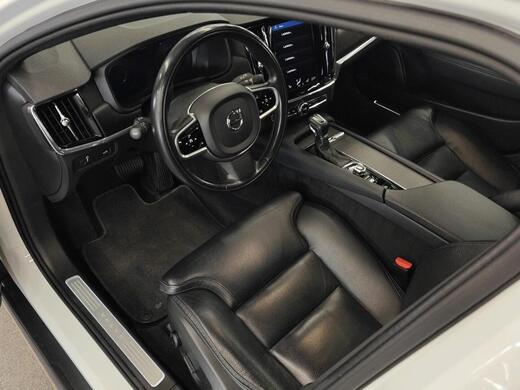 Volvo V90 Cross Country vaihtoauto