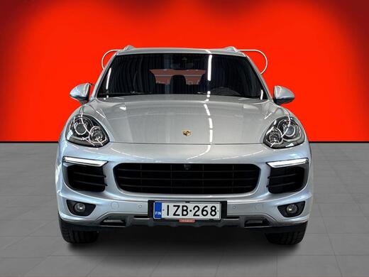 Porsche Cayenne vaihtoauto