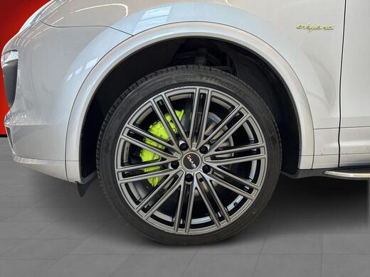 Porsche Cayenne vaihtoauto