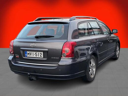 Toyota Avensis vaihtoauto
