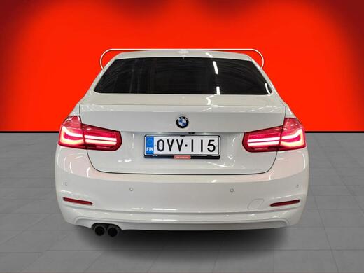 BMW 320 vaihtoauto