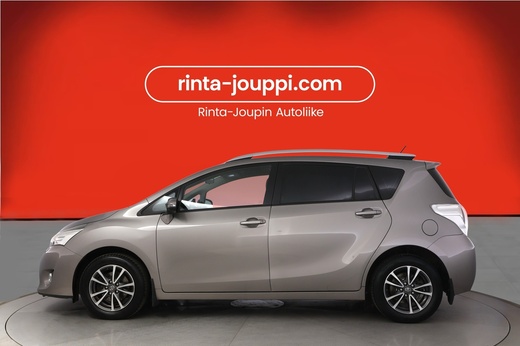 Toyota Verso vaihtoauto
