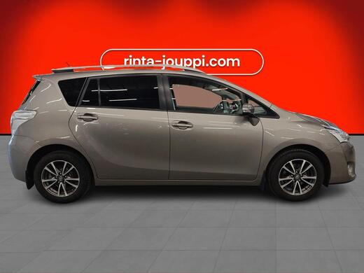 Toyota Verso vaihtoauto