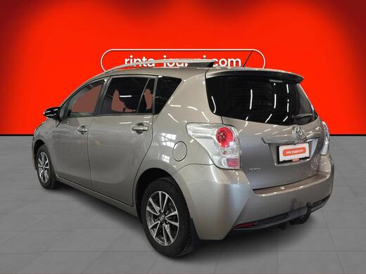 Toyota Verso vaihtoauto