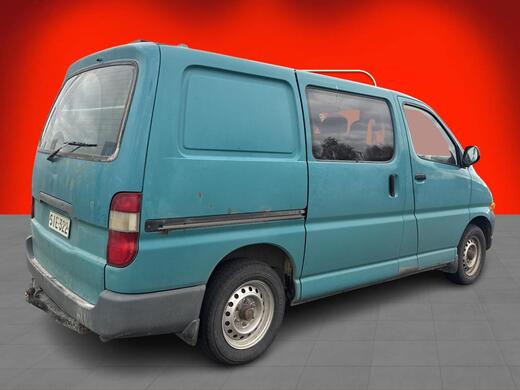 Toyota Hiace vaihtoauto