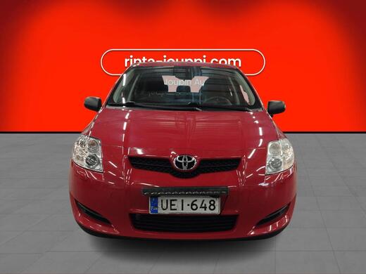 Toyota Auris vaihtoauto