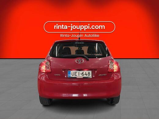 Toyota Auris vaihtoauto