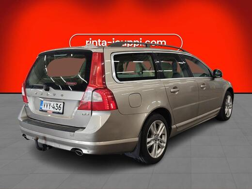 Volvo V70 vaihtoauto