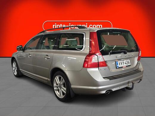 Volvo V70 vaihtoauto