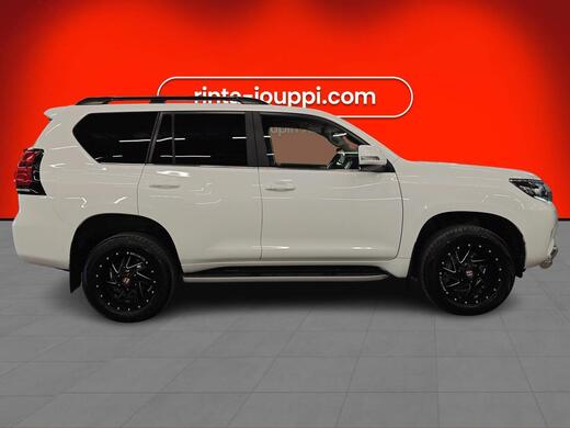 Toyota Land Cruiser vaihtoauto