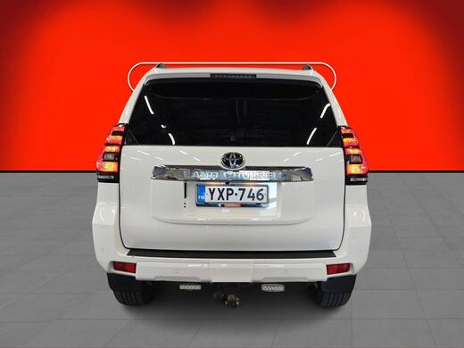 Toyota Land Cruiser vaihtoauto