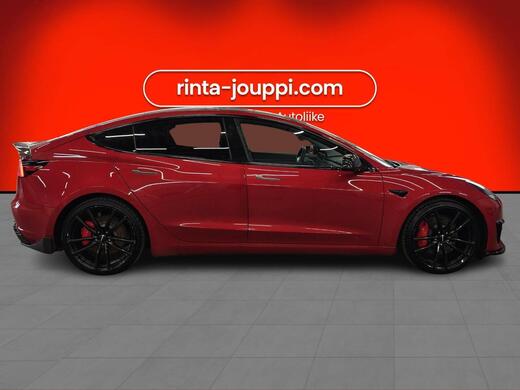 Tesla Model 3 vaihtoauto