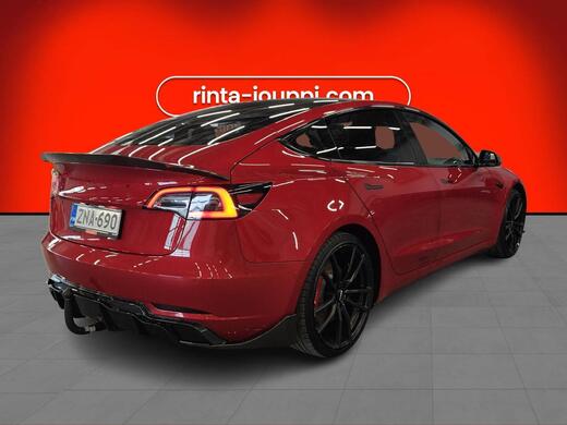 Tesla Model 3 vaihtoauto