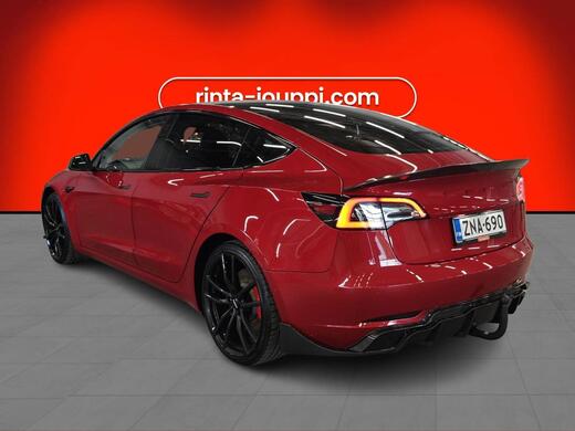 Tesla Model 3 vaihtoauto