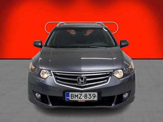 Honda Accord vaihtoauto