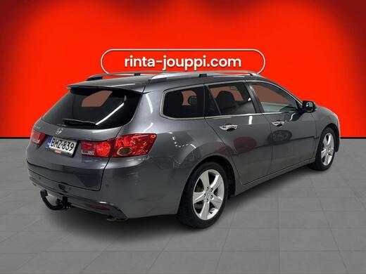 Honda Accord vaihtoauto