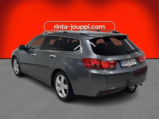 Honda Accord vaihtoauto