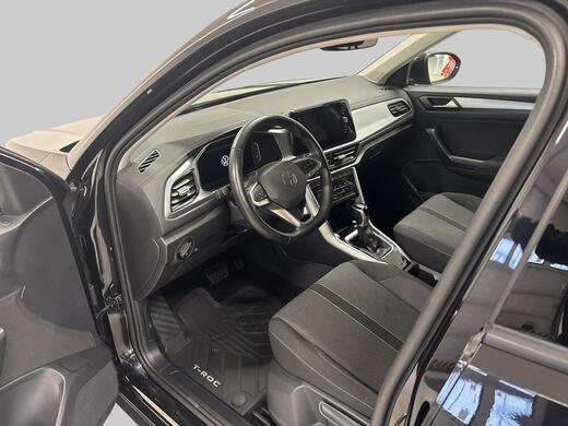 Volkswagen T-Roc vaihtoauto