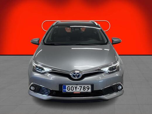 Toyota Auris vaihtoauto