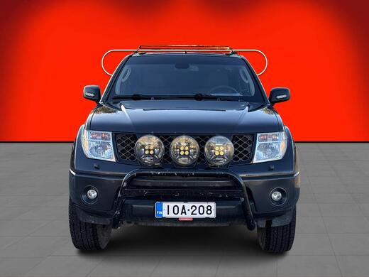 Nissan Navara vaihtoauto