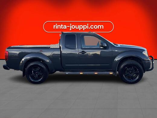 Nissan Navara vaihtoauto