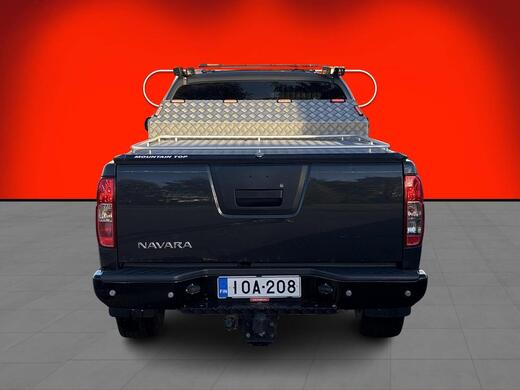 Nissan Navara vaihtoauto