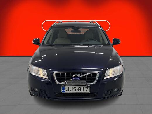 Volvo V70 vaihtoauto