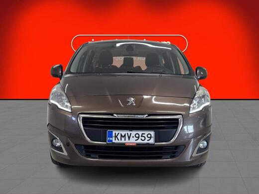 Peugeot 5008 vaihtoauto