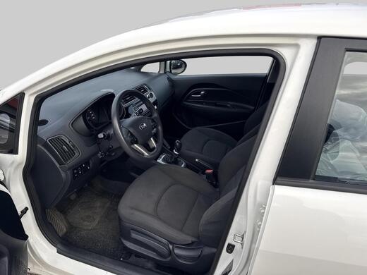 Kia Rio vaihtoauto