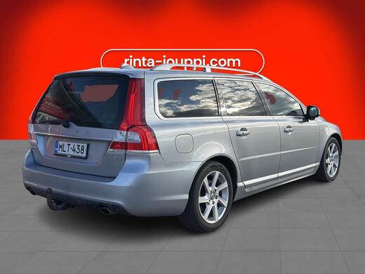 Volvo V70 vaihtoauto