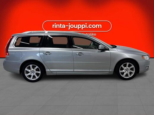 Volvo V70 vaihtoauto