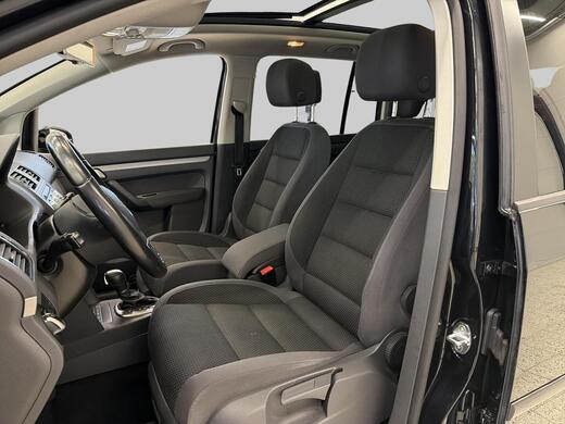 Volkswagen Touran vaihtoauto