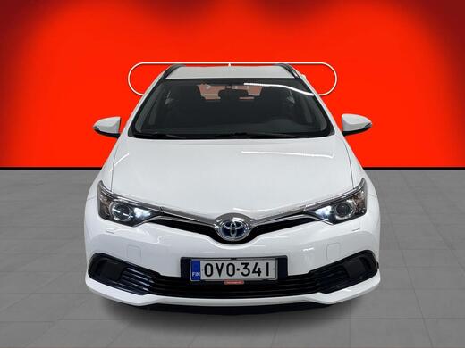 Toyota Auris vaihtoauto
