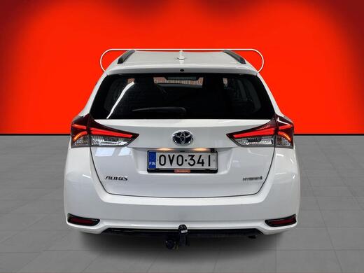 Toyota Auris vaihtoauto