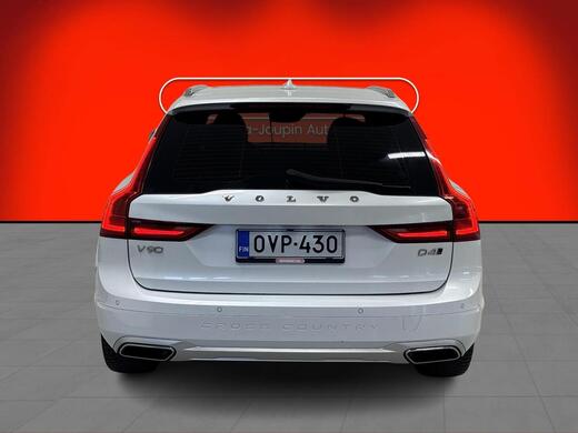 Volvo V90 Cross Country vaihtoauto