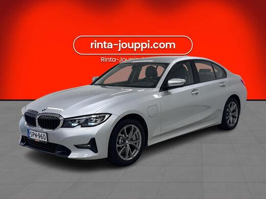 BMW 330 vaihtoauto