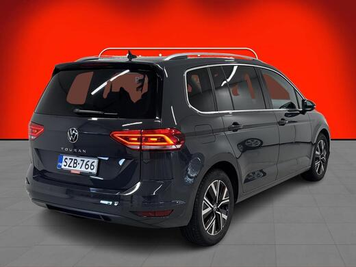 Volkswagen Touran vaihtoauto
