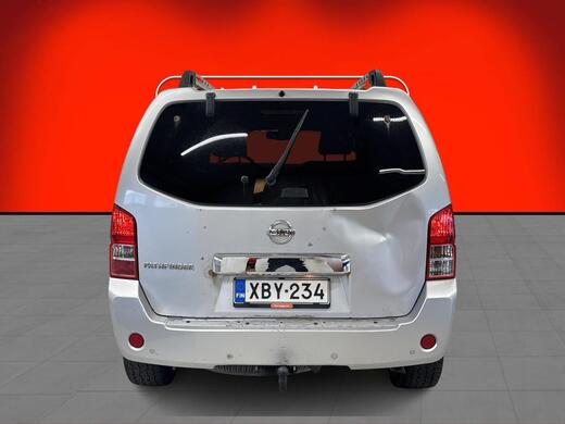 Nissan Pathfinder vaihtoauto